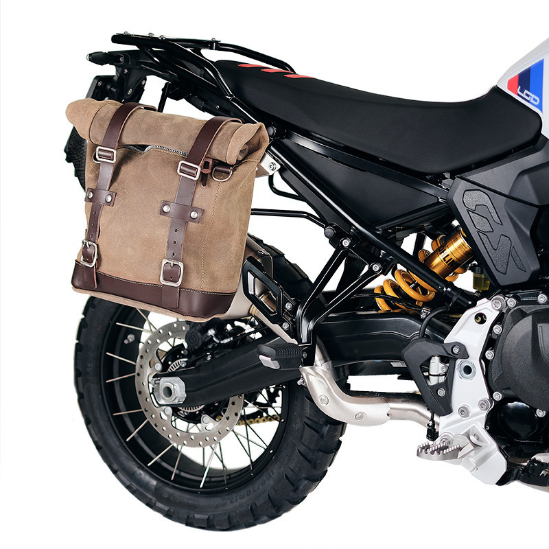 Sacoche latérale en daim 10L-14L + support droit pour F 900GS - L'atelier Bleu Motostore