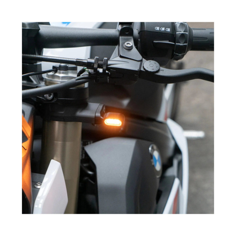 Clignotants One Short avec adaptateur V1 | Motoism