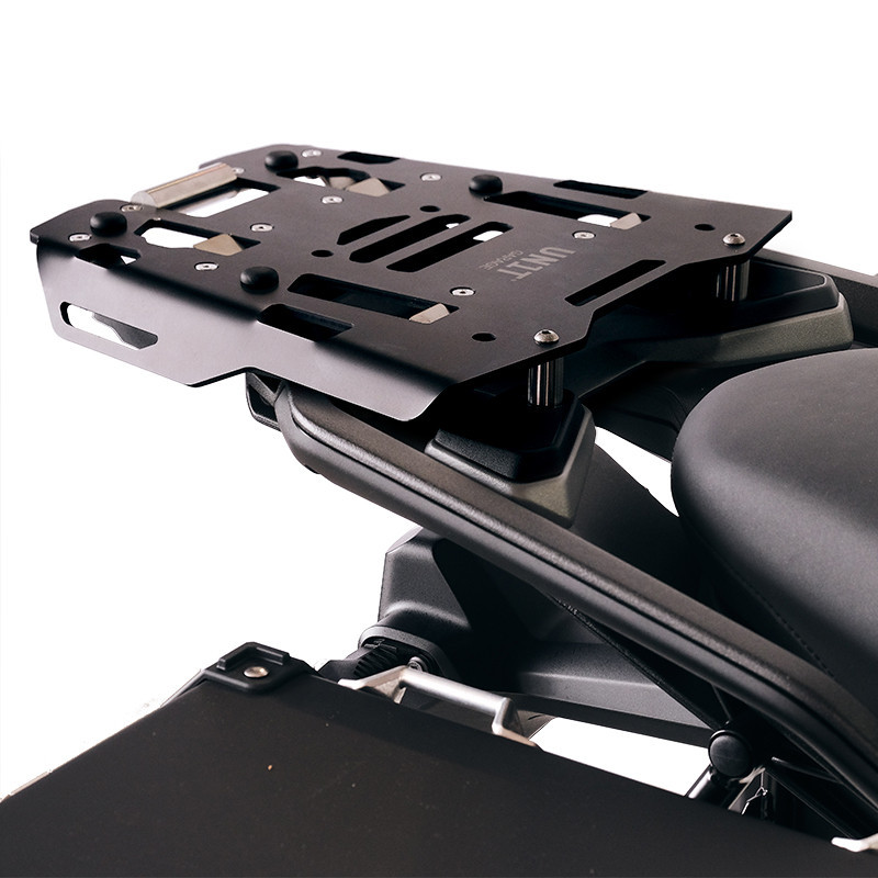 Adapter plate for genuine BMW top case – L'atelier Bleu Motostore