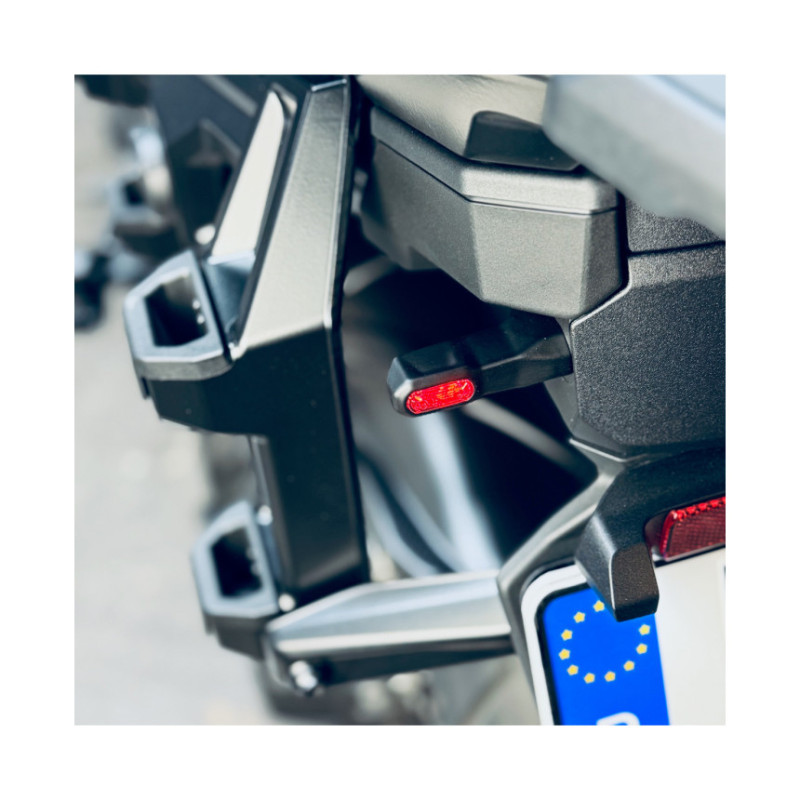Clignotants ADV Pro avec adaptateur V2 | Motoism