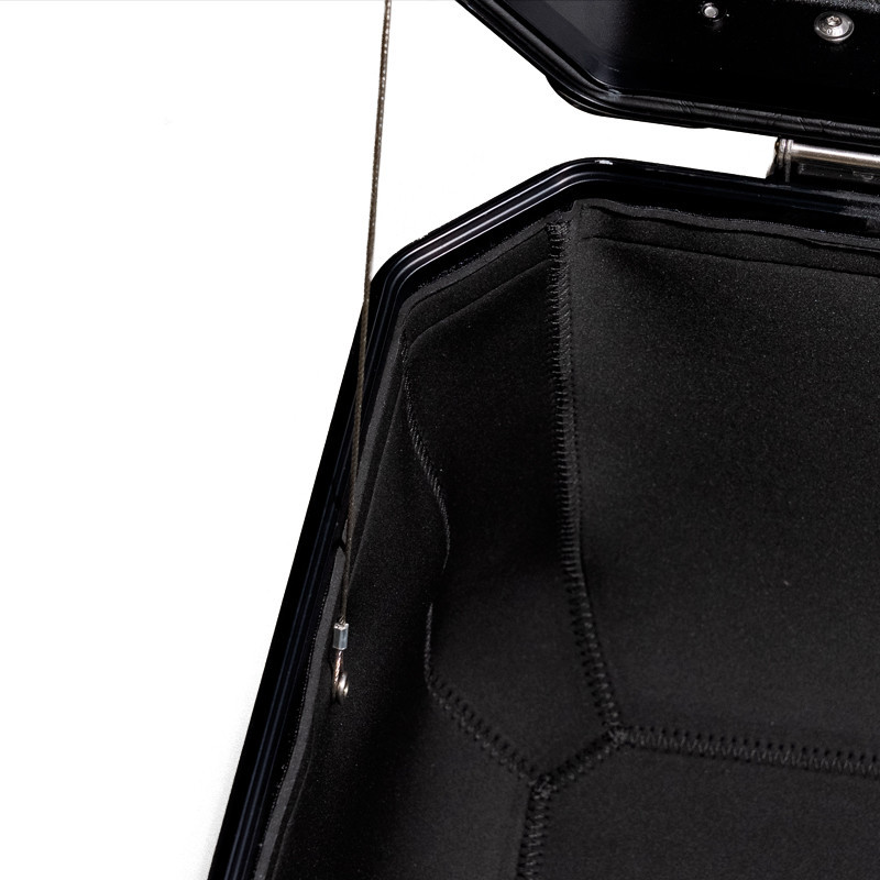 Doublure en néoprène 44L pour top case Atlas - L'atelier Bleu Motostore