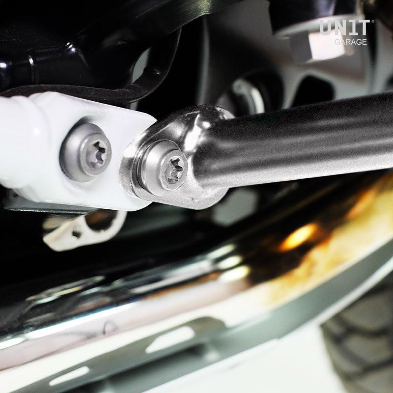 Traveler stainless steel crash bars for the R 1200GS/GSA and R 1250GS/GSA – L'atelier Bleu Motostore