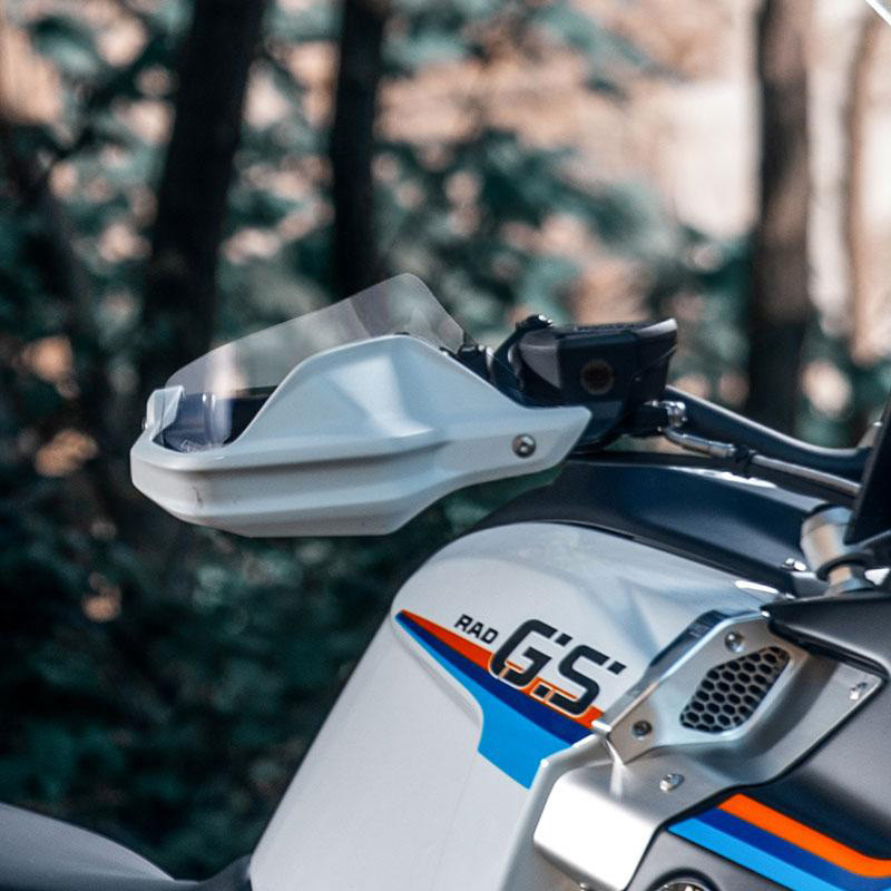 Original hand guard extension for the R 1200GS/GSA and R 1250GS/GSA – L'atelier Bleu Motostore