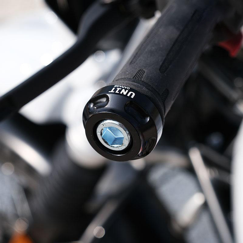 Handlebar ends for the R nineT and R 12 – L'atelier Bleu Motostore