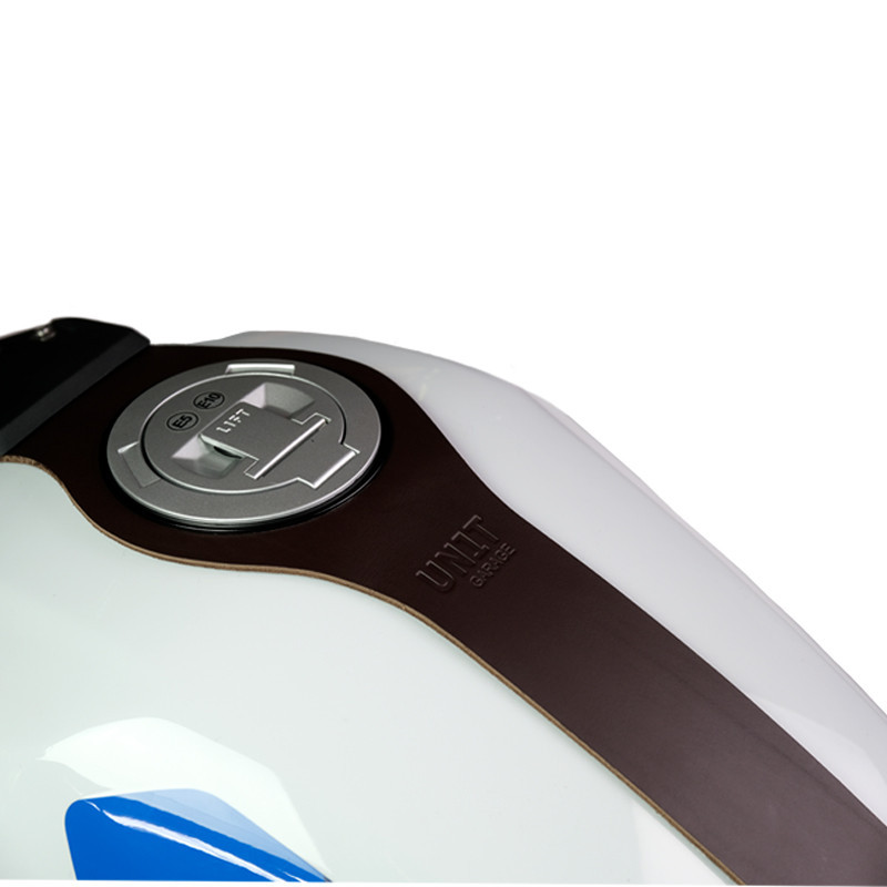 Leather fuel tank protector for the R 12 G/S – L'atelier Bleu Motostore