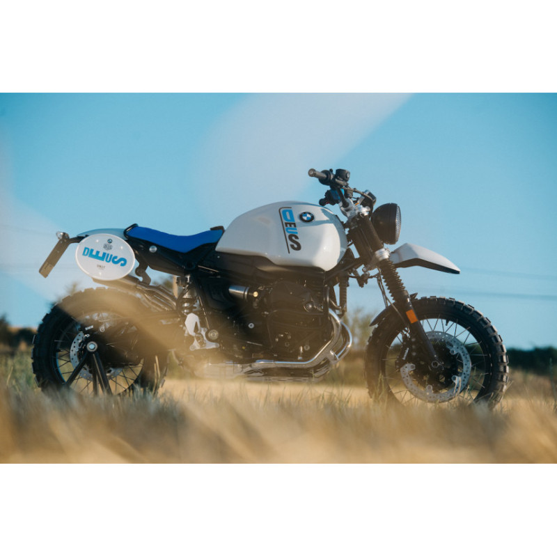 Deus Enduro white fuel tank kit for the R nineT – L'atelier Bleu Motostore