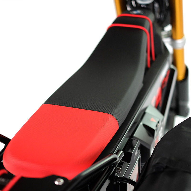 Saddle cover for CE 02 – L'atelier Bleu Motostore
