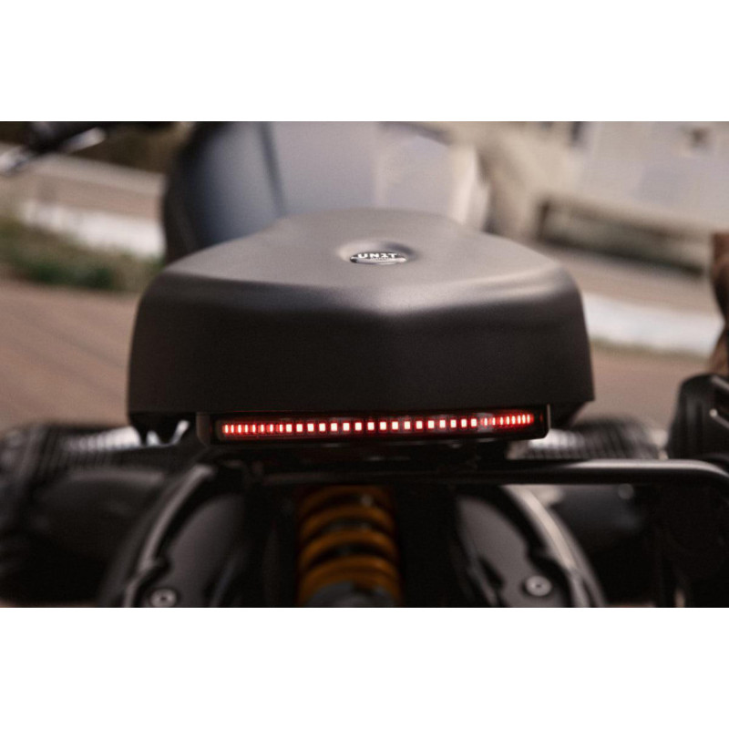  Feu arrière LED intégré pour R 18 - L'atelier Bleu Motostore