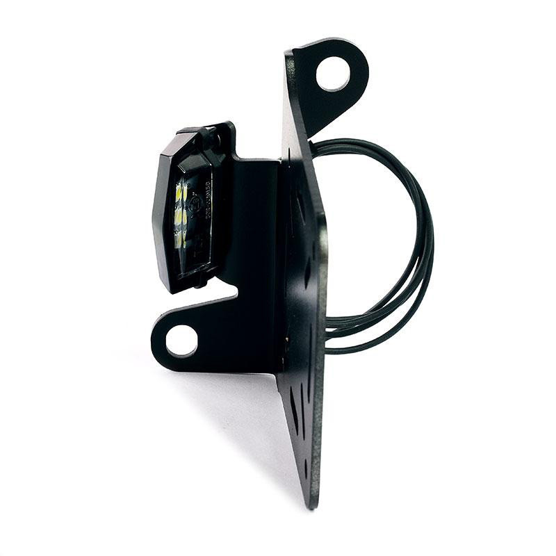 Side number plate holder for the R 18 – L'atelier Bleu Motostore