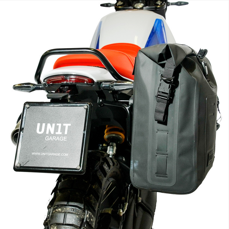 Rally number plate holder for the R 12 G/S – L'atelier Bleu Motostore