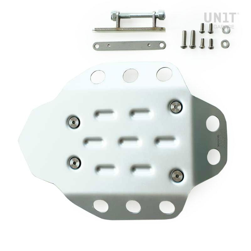 Aluminium engine mount for the R nineT – L'atelier Bleu Motostore
