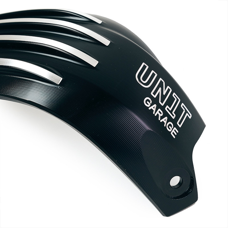 Black ignition coil cover for the R 12 – L'atelier Bleu Motostore