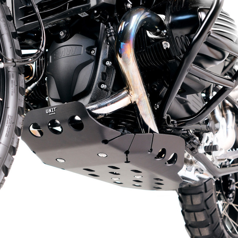 Aluminium engine mount for the R 12 G/S – L'atelier Bleu Motostore