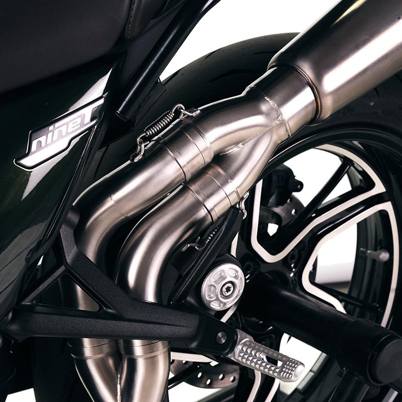 Silencieux échappement haut en inox pour R 12 nineT - L'atelier Bleu Motostore