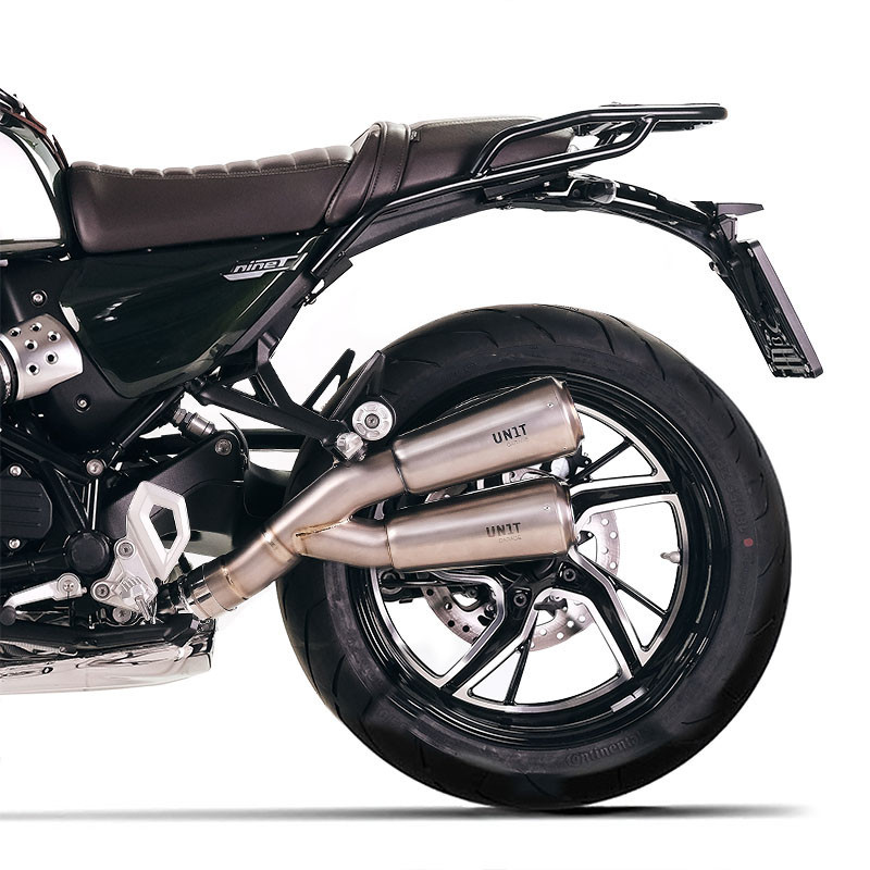 Twin low-mounted titanium exhaust silencers for the R 12 nineT Titanium – L'atelier Bleu Motostore