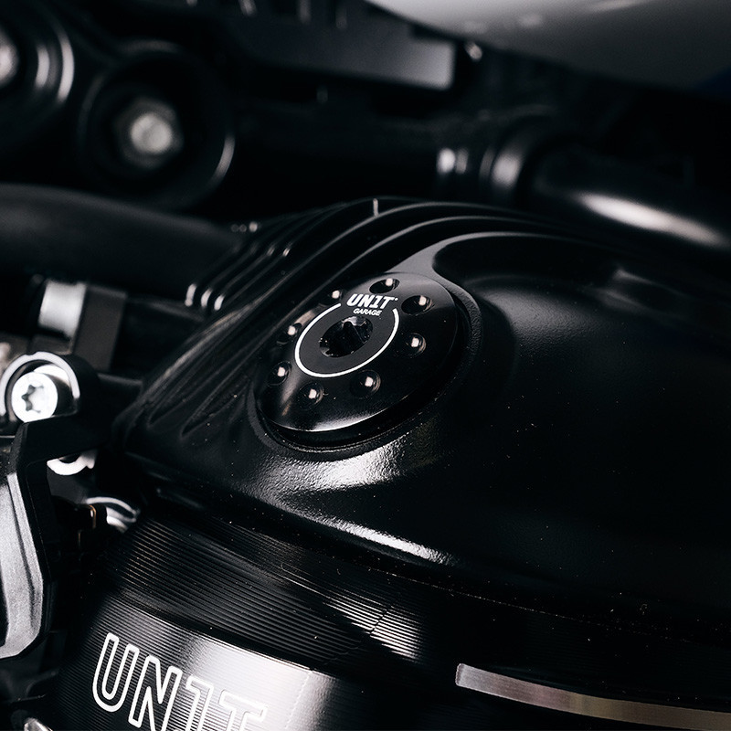 1200 Engine Sump Plug - L'atelier Bleu Motostore
