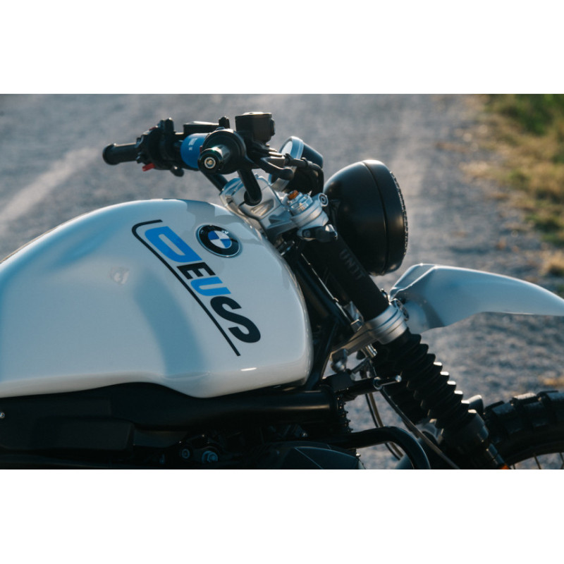 Origin Deus Enduro White Kit for the R nineT – L'atelier Bleu Motostore
