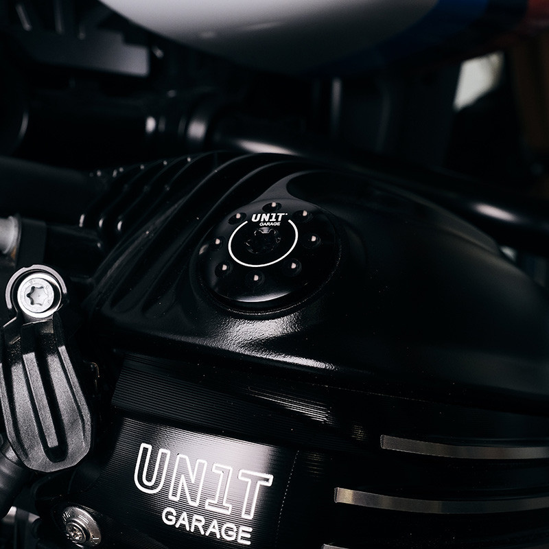 Bouchon de carter moteur 1200 Noir satiné - L'atelier Bleu Motostore