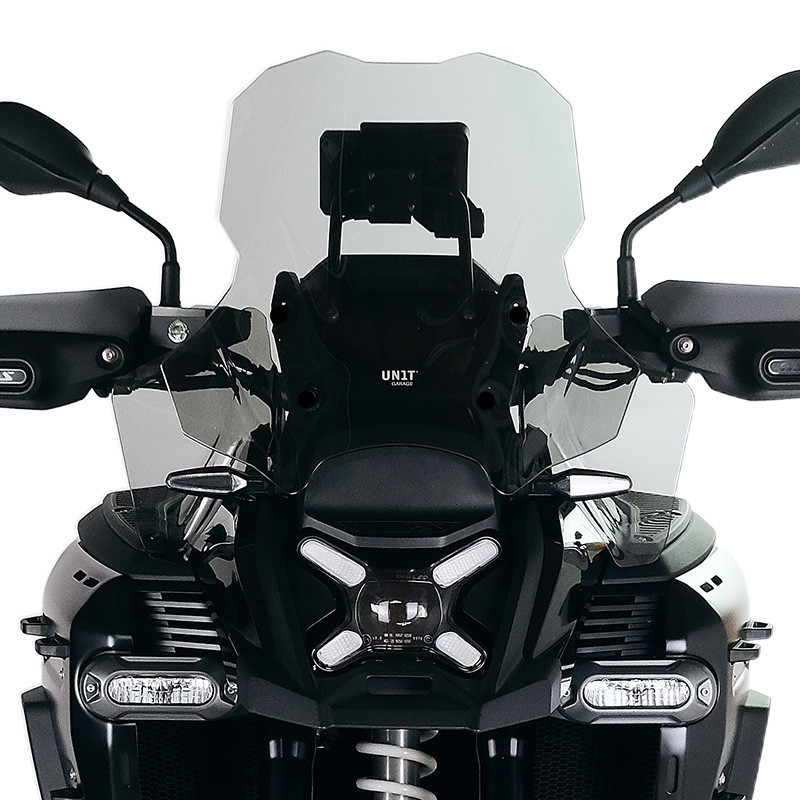 Touring windscreen with radar for the R 1300GS ADV in light tinted - L'atelier Bleu Motostore