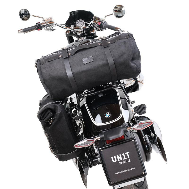 Rear touring pannier mount for the R 18 – L'atelier Bleu Motostore