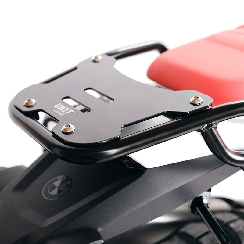  Support top case pour R 12 G/S Plaque alu noire - L'atelier Bleu Motostore