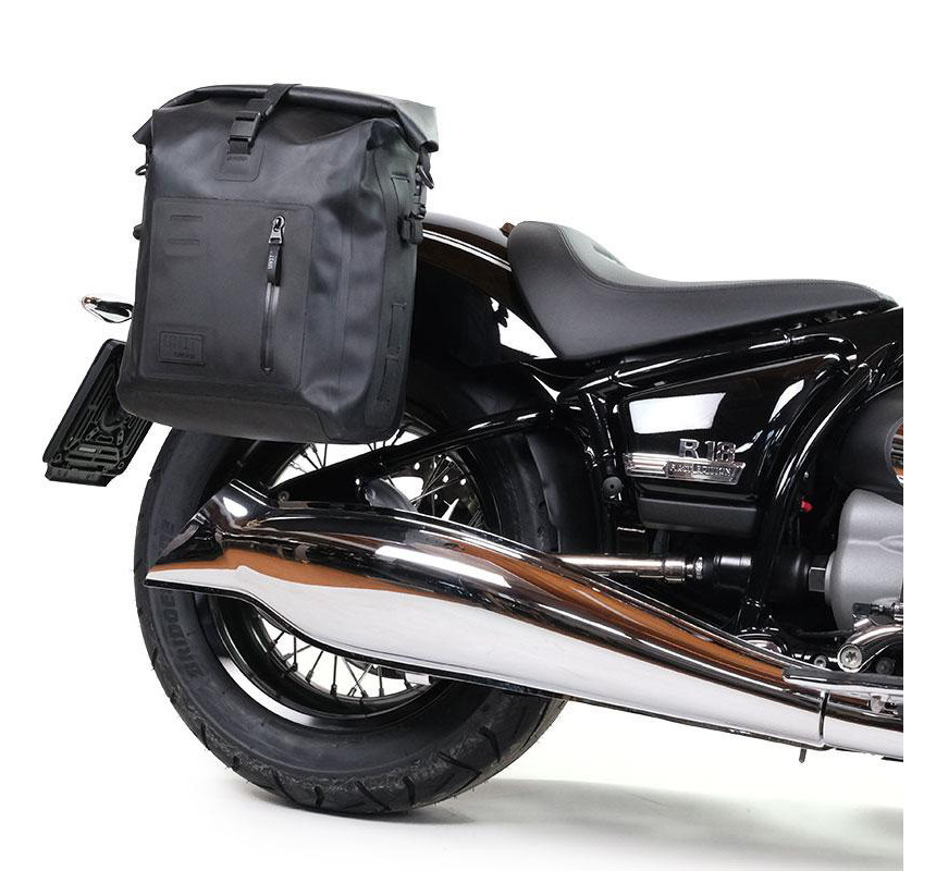 Khali TPU side pannier, 20L–26L, + Fishtail exhaust mount for the R 18