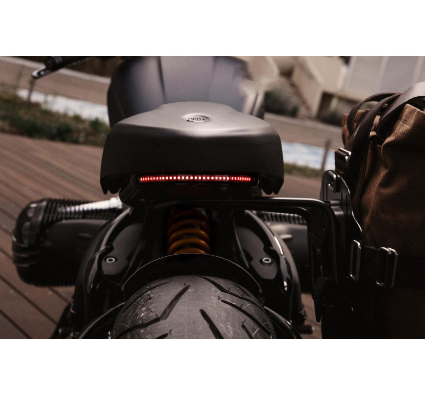 Khali TPU side pannier, 20L–26L, + right-hand Sport kit mount for the R 12