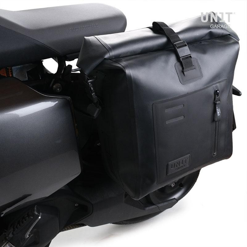 Khali TPU side pannier, 20L–26L, with left-hand mount for the CE 04