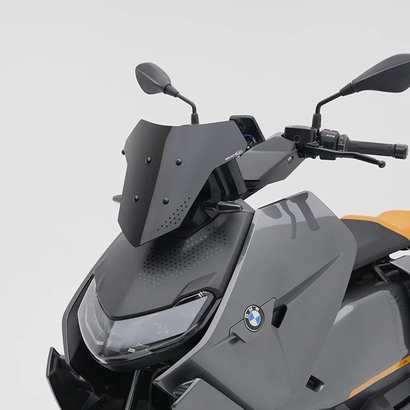 Saute-vent sport pour CE 04