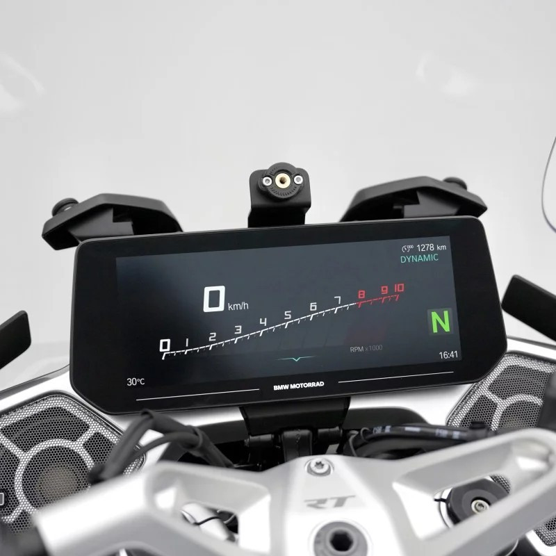 QuadLock Stage 1 phone holder for the R 1300 RT