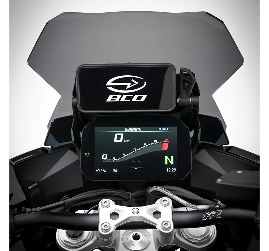 QuadLock Stage 4 phone holder for the S 1000 XR & M 1000 XR
