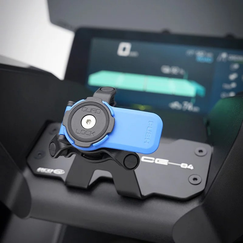 QuadLock Stage 3 phone holder for CE 04