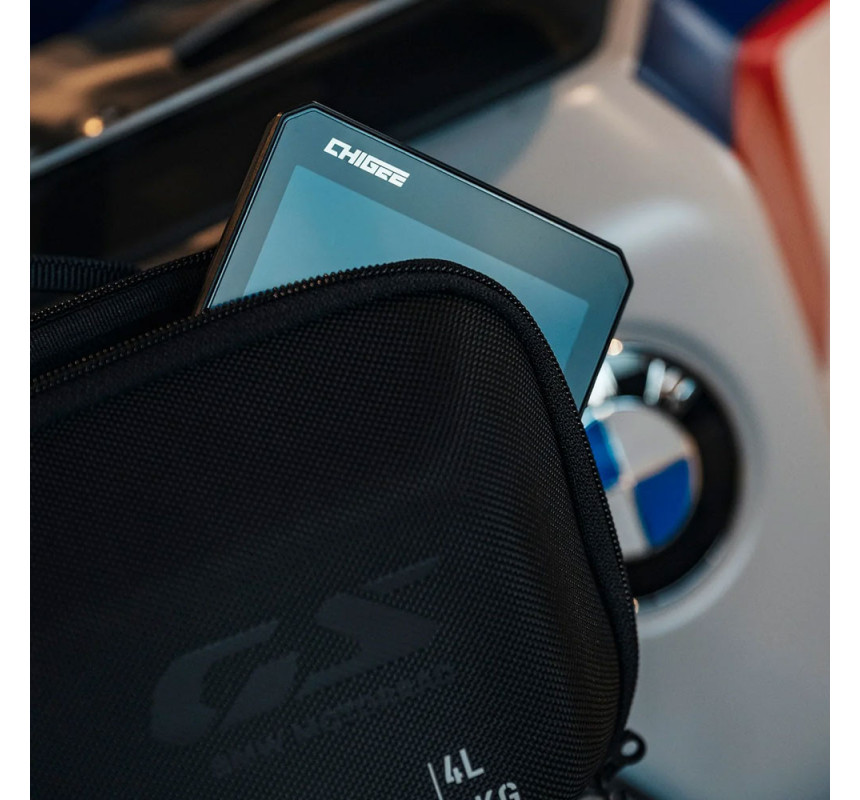 AIO-6 Max, écran connecté à votre BMW et votre mobile